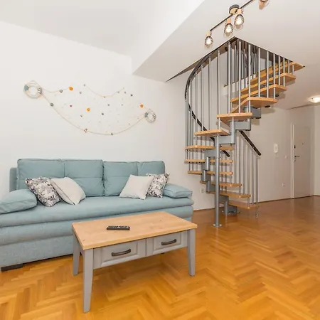 Deluxe 3 Bedroom With Sea View *