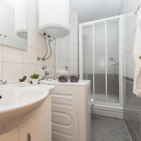 アパート Deluxe 3 Bedroom With Sea View Baška Voda
