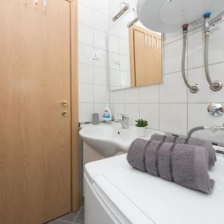 Lägenhet Deluxe 3 Bedroom With Sea View Baška Voda
